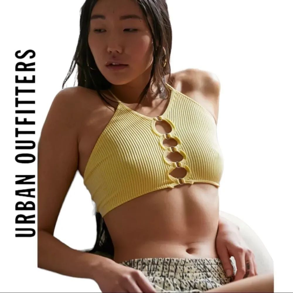 NEW  Urban Outfitters UO Out From Under Camino Seamless Cutout Bra Top M / L